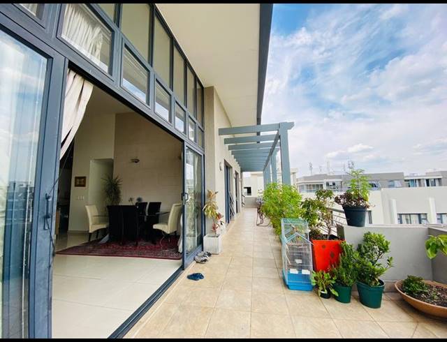 3 BEDROOM APARTMENT FOR SALE IN BEDFORD GARDENS